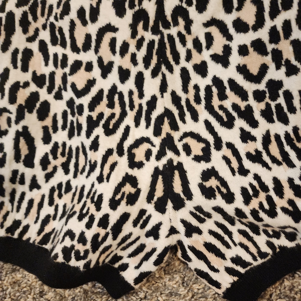 10c Derek Lam/ Cusp Leopard Print Shorts Size S - image 6